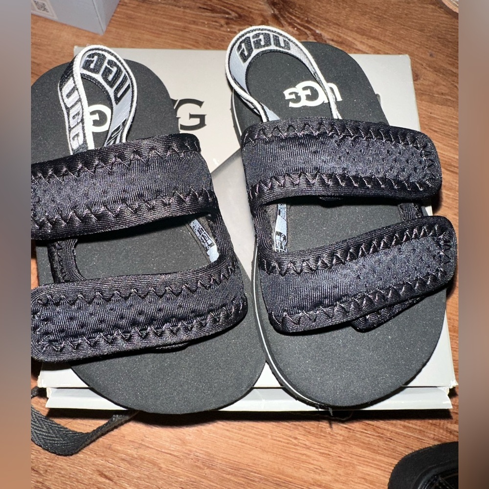 Ugg infant sandals